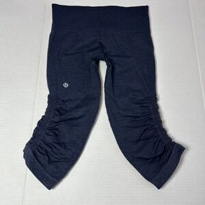 Lululemon Grey In the Flow Crop Pant Blue Size 4 NO TAG Preowned
